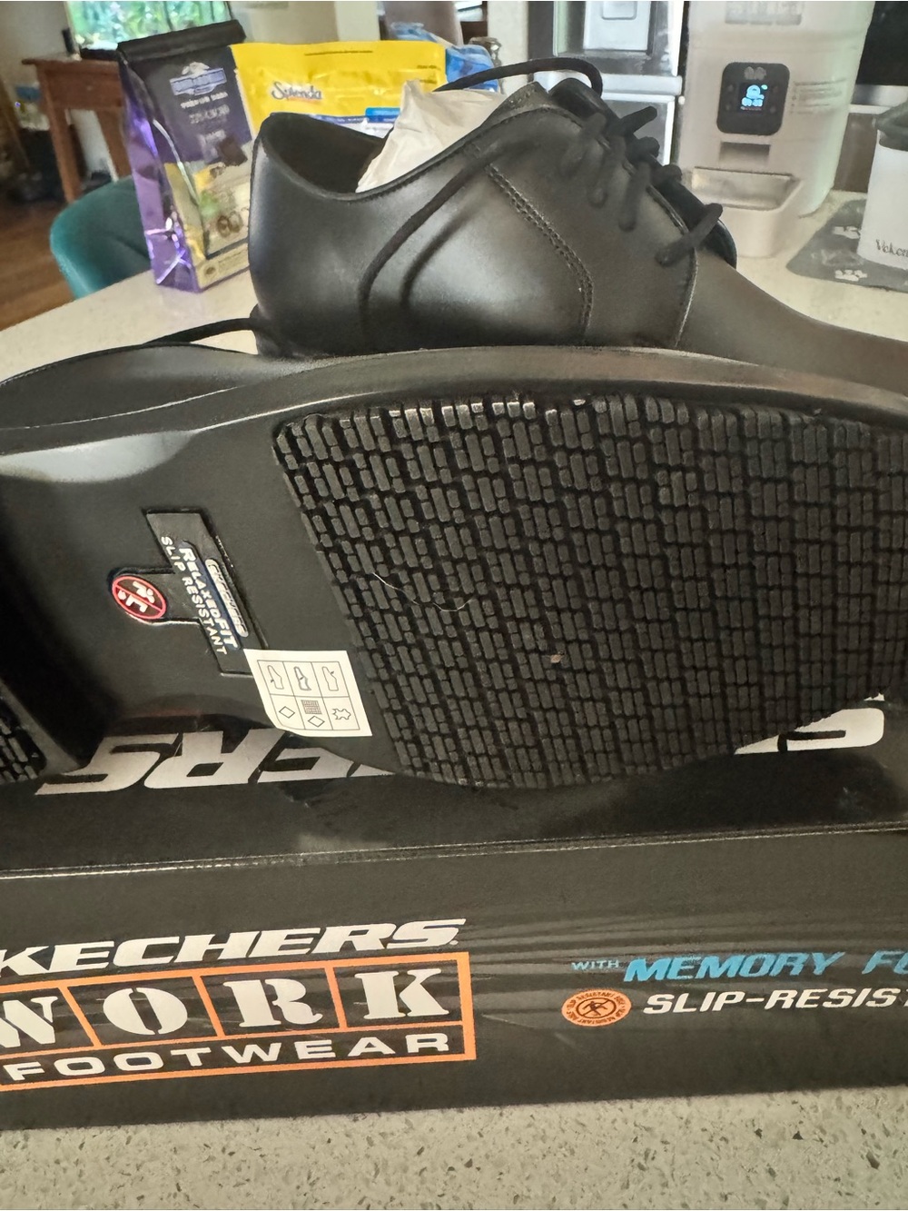 Skechers Men's Black Leather Lace-Up Derby Shoes - Picture 3 of 3